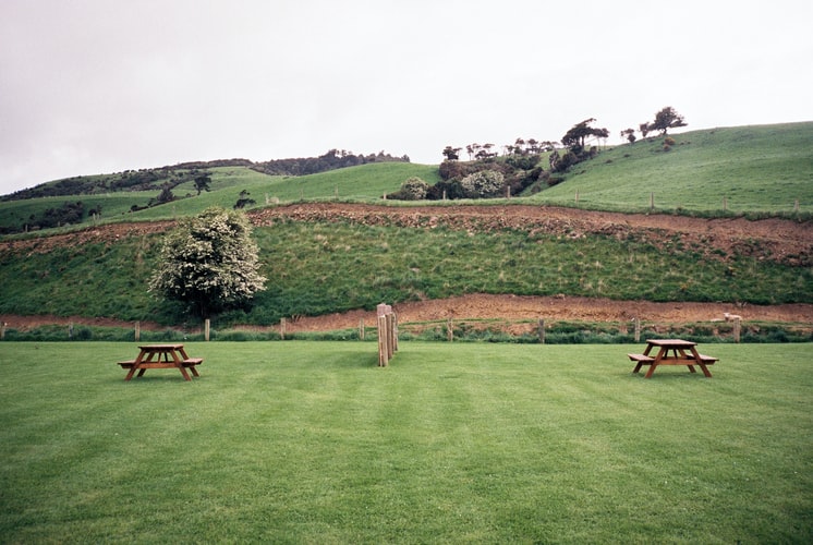 picture of a picnic spot to demonstrate going for a picnic as a summer bucket list idea for kids